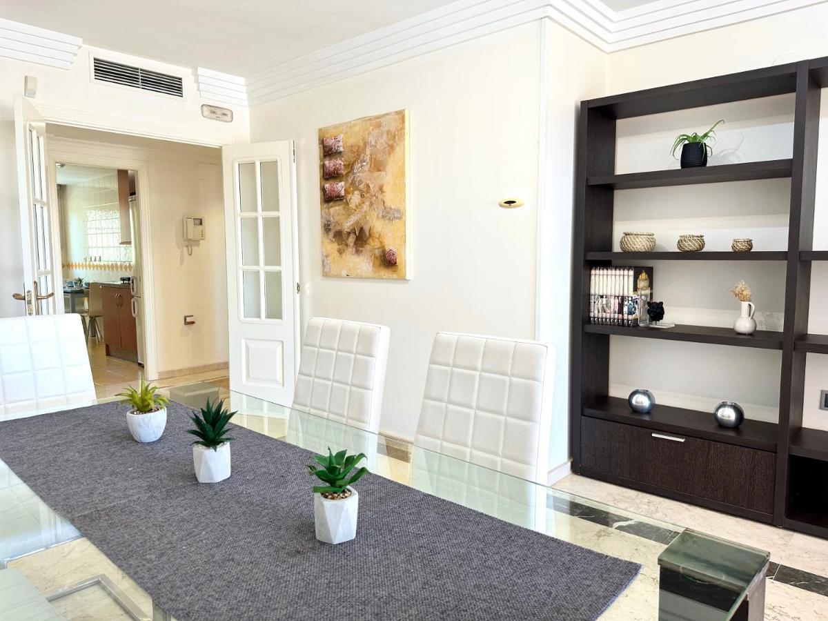 Moderno Apartamento Con Preciosas Vistas Al Mar En Urbanizacion Con Piscina - Rio Real 11 2G Marbella Esterno foto