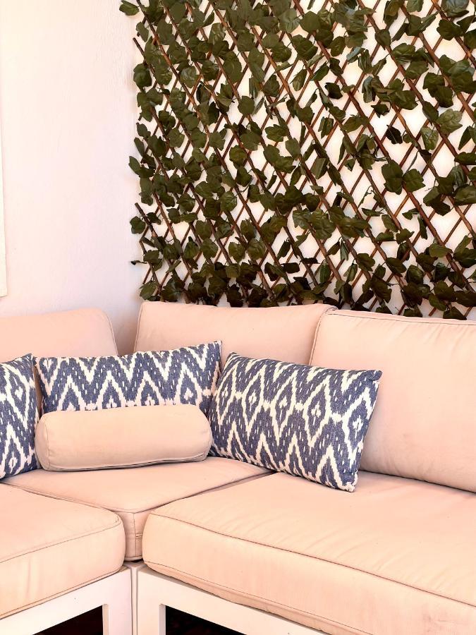 Moderno Apartamento Con Preciosas Vistas Al Mar En Urbanizacion Con Piscina - Rio Real 11 2G Marbella Esterno foto